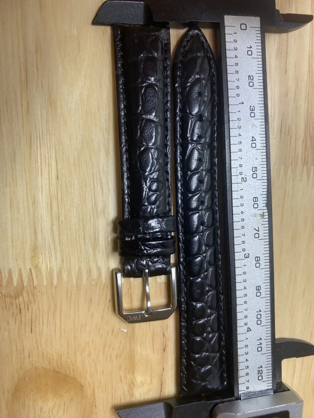 Vintage IWC Black Crocodile-Pattern Leather Watch Strap with Branded Buckle 18mm
